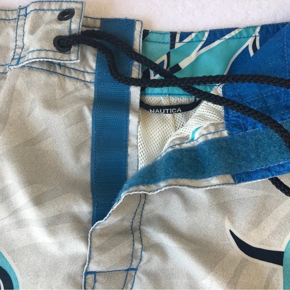 Nautica size 38 swim trunks  blue, light gray turquoise & navy - Picture 9 of 9